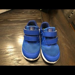 Nike toddler sneakers